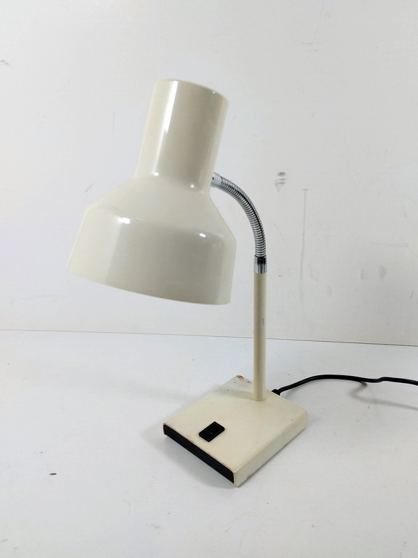 lampara flexo oficina metal crema 1u